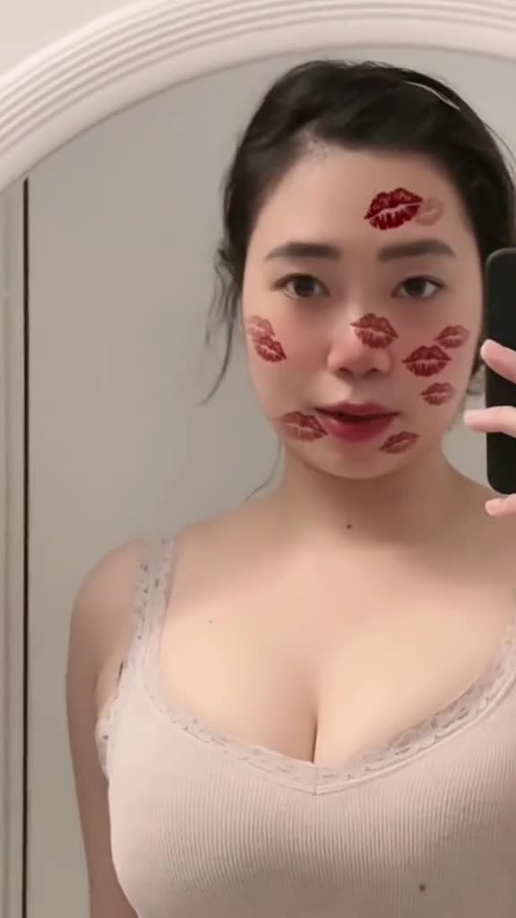 Preview for  7265319331171437842