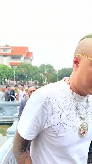 Preview for 82765540