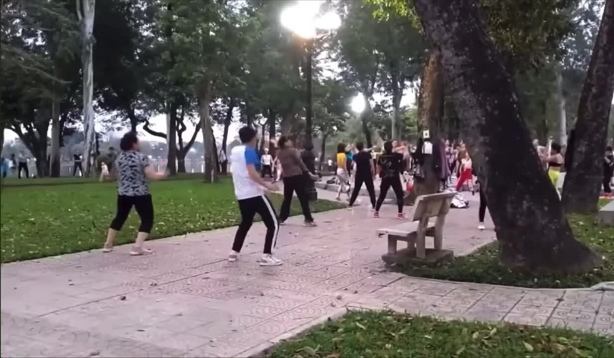 Preview for 28426885