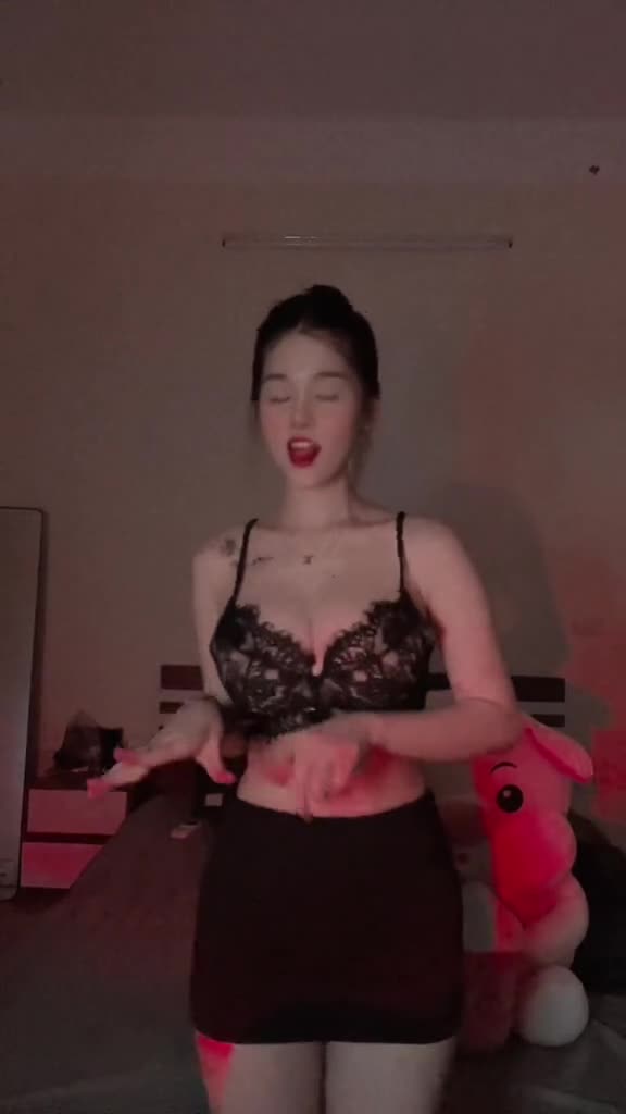 Preview for  7266466812810824961