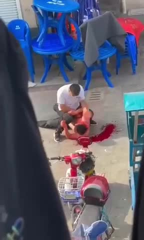 Preview for Brutal attack with a glass cup